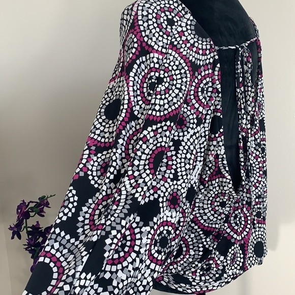 Rampage Multicolored Open Back Long Sleeve Women’s Top Size S - Picture 9 of 11